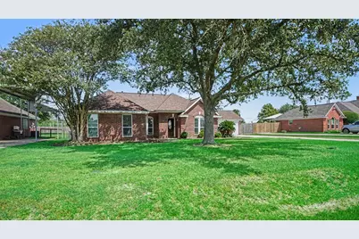 3119 Kathleen Drive, Mont Belvieu, TX 77523 - Photo 3
