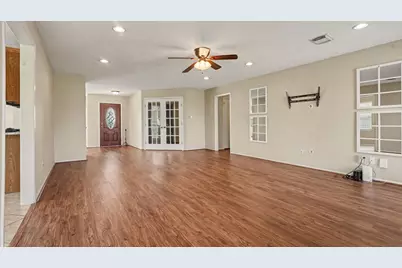 3119 Kathleen Drive, Mont Belvieu, TX 77523 - Photo 15