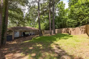 401 Linn St, Huntington, TX 75949 - Photo 11