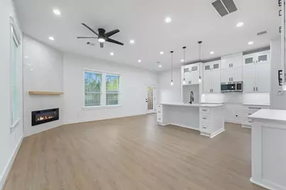 6130 Endeavor Heights Road, Houston, TX 77091 - Photo 11