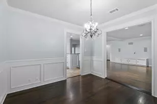 1328 Bingle Rd, Houston, TX 77055 - Photo 13