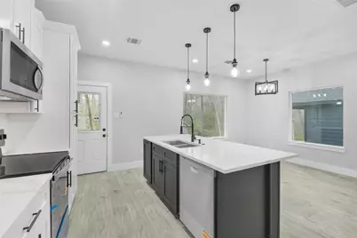 15113 Austin, Willis, TX 77378 - Photo 13