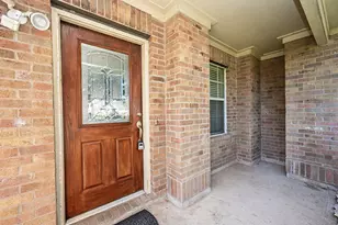 9403 Coatsworth Dr, Sugar Land, TX 77498 - Photo 3