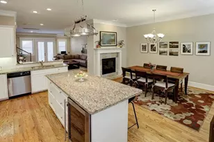 916 Lawrence St, Houston, TX 77008 - Photo 3