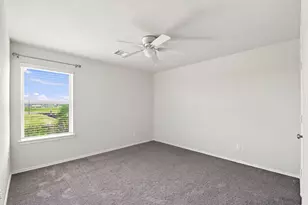 693 Forest Bend Ln, La Marque, TX 77568 - Photo 43
