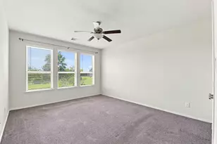 693 Forest Bend Ln, La Marque, TX 77568 - Photo 23