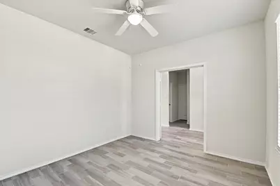 693 Forest Bend Lane, La Marque, TX 77568 - Photo 11