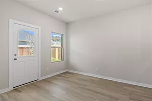 12015 Moonlight Path Dr, Conroe, TX 77304 - Photo 9