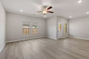 12015 Moonlight Path Dr, Conroe, TX 77304 - Photo 11