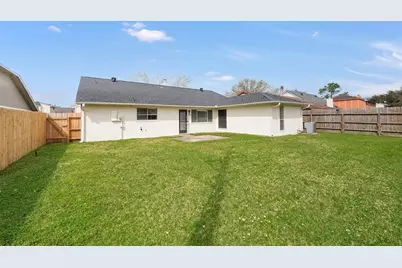 16419 Lost Quail Drive, Houston, TX 77489 - Photo 21
