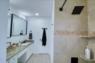 16419 Lost Quail Drive, Houston, TX 77489 - Photo 11