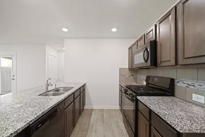 15630 Pennfield Point Court, Houston, TX 77044 - Photo 15