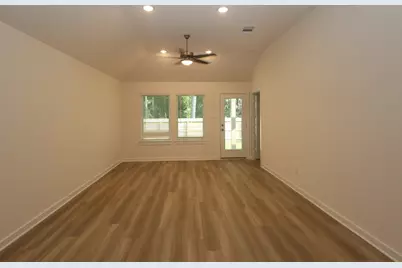 22712 Hackberry Leaf Drive, New Caney, TX 77357 - Photo 11