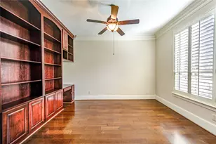 12454 Mooreknoll Ln, Houston, TX 77024 - Photo 5