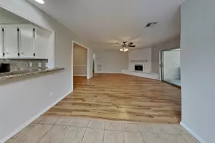 1920 Crooked Creek Ln, Pearland, TX 77581 - Photo 7