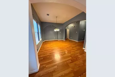 10110 Gil Jr Ln, Houston, TX 77075 - Photo 11