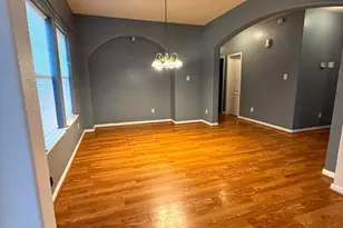 10110 Gil Jr Ln, Houston, TX 77075 - Photo 11