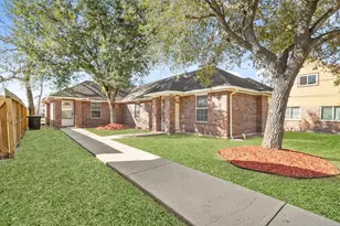4636 Mayflower St, Houston, TX 77033 - Photo 29