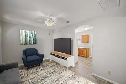 4636 Mayflower Street, Houston, TX 77033 - Photo 3