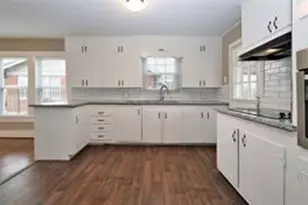 2527 Oakcliff St, Houston, TX 77023 - Photo 5