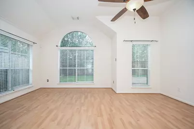 6219 Fox Wind Court, Houston, TX 77041 - Photo 17