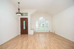 6219 Fox Wind Ct, Houston, TX 77041 - Photo 5