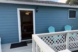 2605 Ave O 1/2, Galveston, TX 77550 - Photo 13