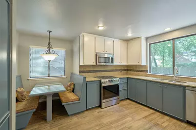 11 Song Sparrow Place, The Woodlands, TX 77381 - Photo 15