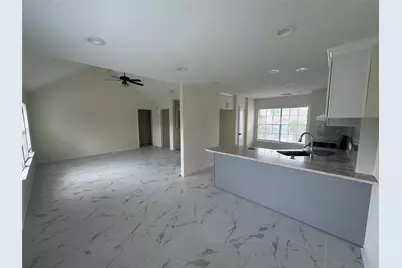 12827 Waybridge Street, Sugar Land, TX 77478 - Photo 5