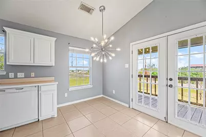 7228 Highland Bayou Drive, Hitchcock, TX 77563 - Photo 5