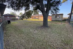 1006 Lee Road Rd, Columbus, TX 78934 - Photo 17