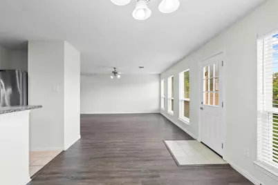 2213 Ivy Wall Drive, Conroe, TX 77301 - Photo 13