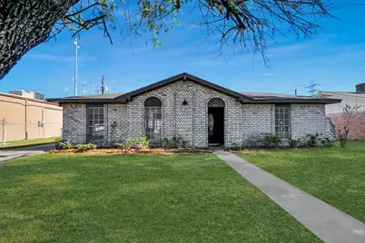 8011 La Roche Lane, Houston, TX 77036 - Photo 3