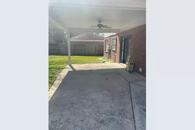 7818 Clover Knoll Court, Houston, TX 77095 - Photo 17
