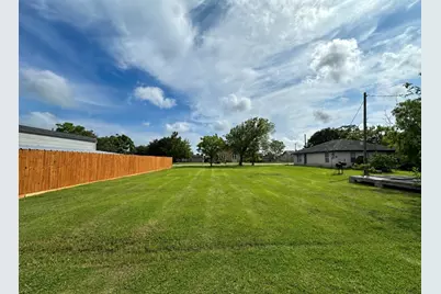 12 N Ave A, Freeport, TX 77541 - Photo 1