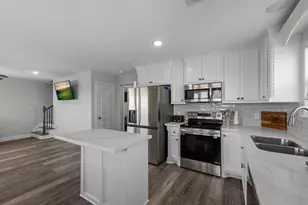 4523 Palm St, Freeport, TX 77541 - Photo 9