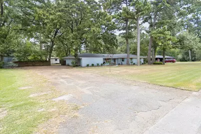 1302 Shadybrook Lane, Lufkin, TX 75904 - Photo 45
