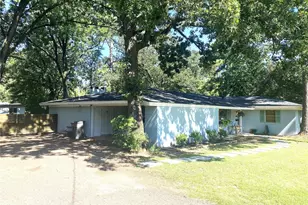 1302 Shadybrook Ln, Lufkin, TX 75904 - Photo 3