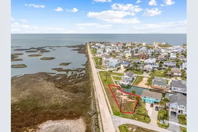 16714 Curlew Road, Galveston, TX 77554 - Photo 11