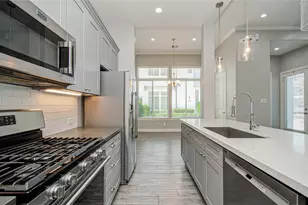 8903 Spring Knoll Forest Dr, Houston, TX 77080 - Photo 9