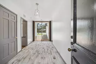 10807 Beinhorn Rd, Houston, TX 77024 - Photo 3