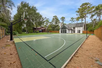10807 Beinhorn Road, Houston, TX 77024 - Photo 19