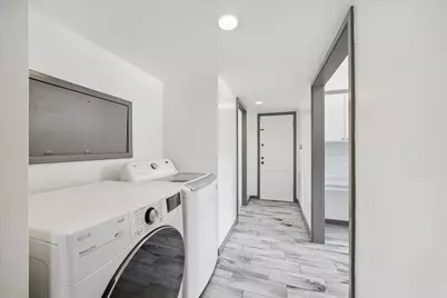 10807 Beinhorn Road, Houston, TX 77024 - Photo 15