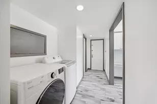 10807 Beinhorn Rd, Houston, TX 77024 - Photo 15