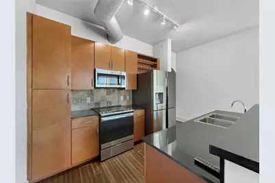 1901 Post Oak Boulevard #4103, Houston, TX 77056 - Photo 13