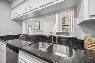 714 Fowler St, Houston, TX 77007 - Photo 9