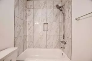 820 Threadneedle St, Houston, TX 77079 - Photo 15