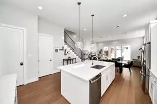 1815 Arbor St, Houston, TX 77004 - Photo 9