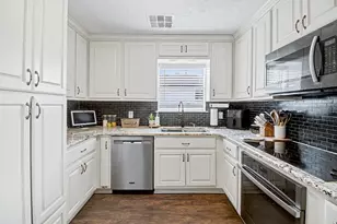 2909 Woodmeadow Dr, Bryan, TX 77802 - Photo 7