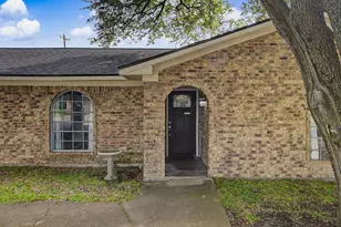 2909 Woodmeadow Dr, Bryan, TX 77802 - Photo 3